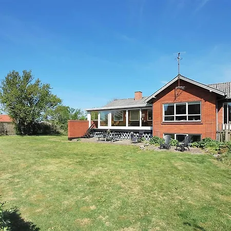 Holiday home Mats - 5-3km From The Sea In Nw Jutland By Interhome Lokken