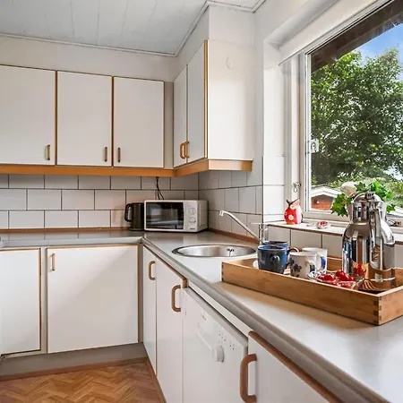 Feriehus Mats - 5-3km From The Sea By Interhome *