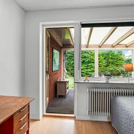Mats - 5-3km From The Sea By Interhome